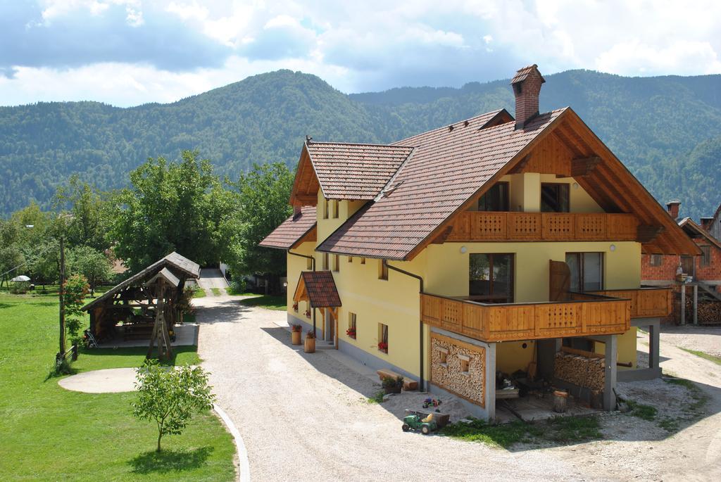 Farm Holidays Povsin Блед Екстер'єр фото